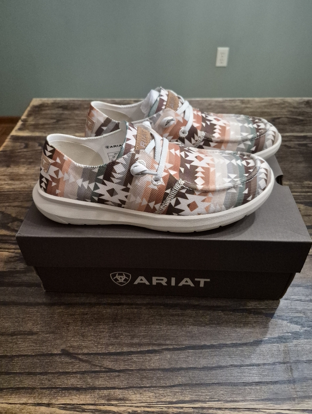 Ariat Hilo Slip-on Natural Southwest Print